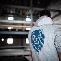 Hoodie Trinken Hilft Back Image 1