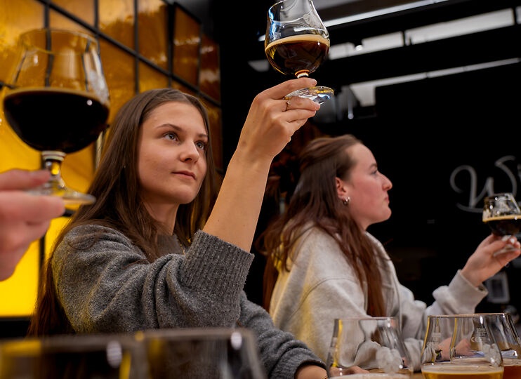 Biertasting ist die perfekte Kombination aus Wissen, Genuss & Geselligkeit