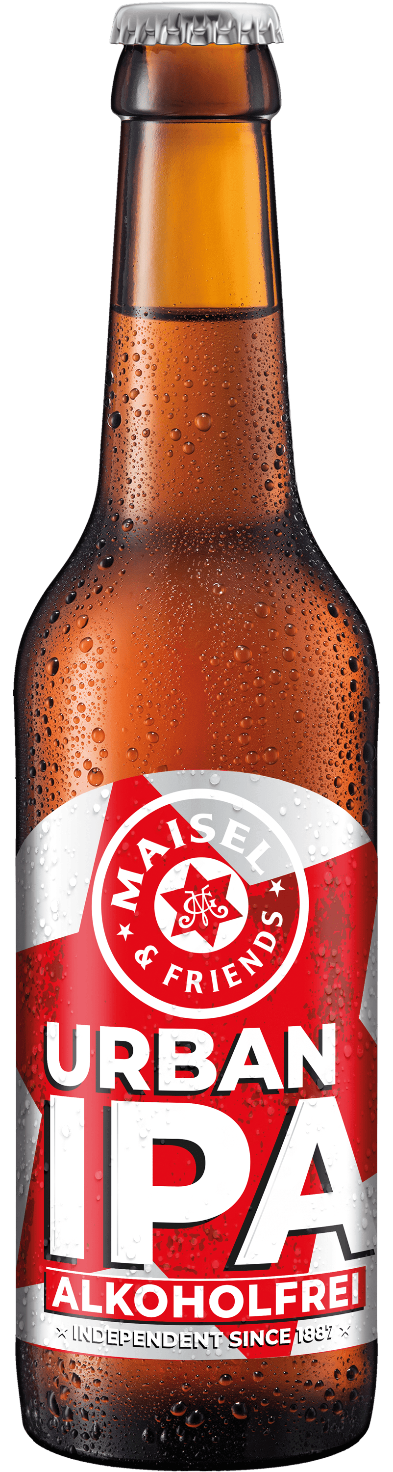 Ein Glas goldgelbes Urban IPA steht neben einer Flasche mit dem roten UrbanIPA Etikett