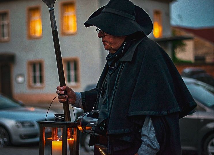 Der Bayreuther Nachtwächter macht eine Führung für Bayreuth Tourismus