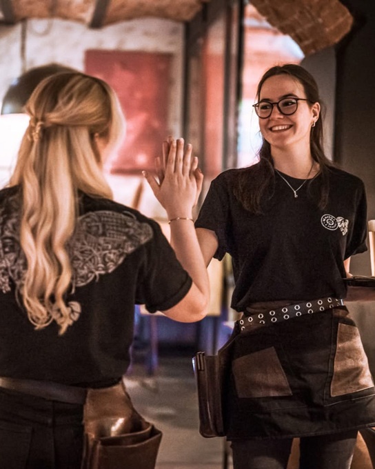 Flache Hierarchien und ein echtes Wir-Gef&uuml;hl